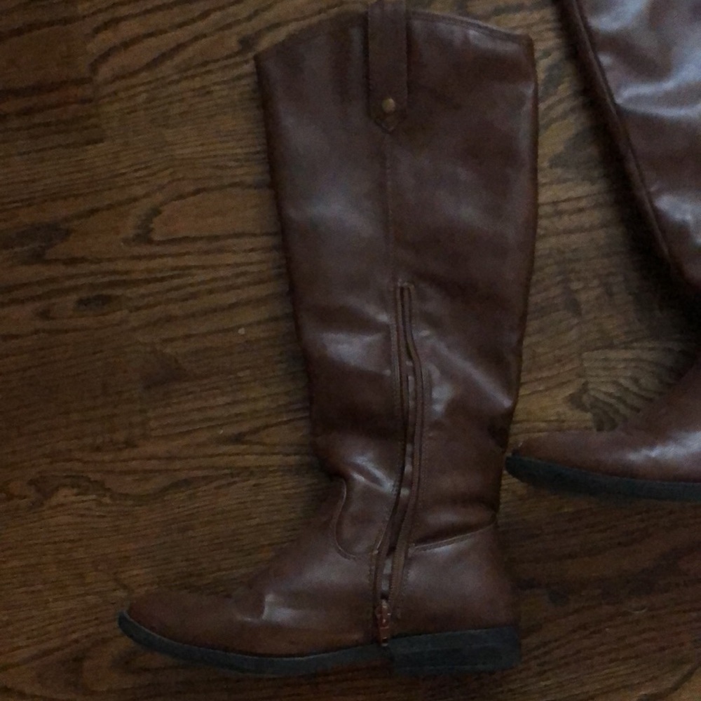 Brown Riding Boot - Picture 2 of 4